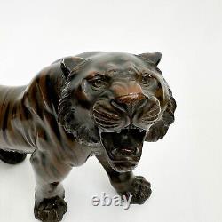 Japanese Patinated Bronze Okimono Sculpture Tiger Seikoku / Seiya Chu Meiji per