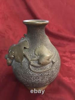 Signed Murata Seimin Japanese Meiji Period Bronze Vase Grape Vine