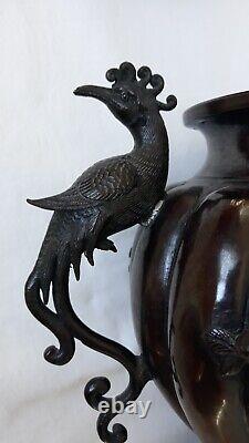 Aigle en bronze de l'époque Meiji du Japon, détails fins et de haute qualité, urne d'encens