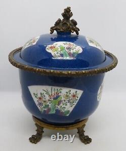 Bol antique oriental en céramique bleue japonaise et bronze du XIXe siècle de l'époque Meiji