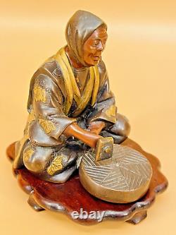 Bronze Meiji japonais Miyao Okimono Samurai avec outils