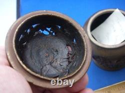 Cendrier en bronze japonais MEIJI de haute qualité - Pommeau Shi-Shi - Détails fins - Signé