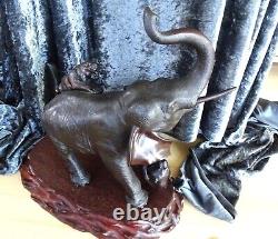 Éléphant en bronze et tigres japonais Meiji Genryusai Seiya