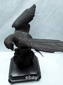 Hibou en bronze Meiji japonais Okimono sur rocher - à nouveau en vente