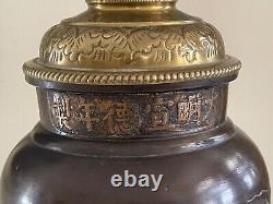 Lampe de table en bronze et métal mixte japonais de l'époque Meiji avec base en bois antique