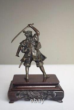 Samouraï en bronze japonais, ère Meiji