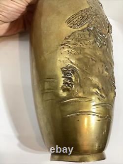 Vase aigle en bronze de l'époque meiji japonais antique, 9 1/2 pouces de haut