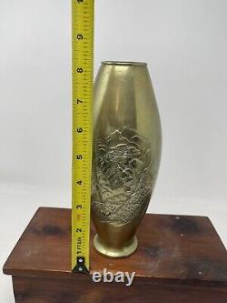 Vase en Bronze de la Période Meiji Japonaise Antique avec Paysage et Femme 8-1/4