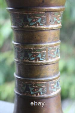 Vase en bronze de l'époque Qing et Meiji chinoise et japonaise.
