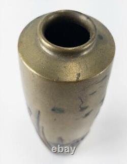 Vase en bronze japonais antique de l'époque Meiji en métal mixte avec iris et grue signé Shakudo